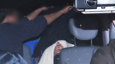 '용인서 일가족 5명 살해' 주식 투자사기 50대, 광주서 체포해 압송