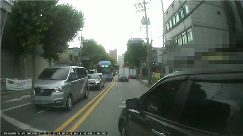 2023년 7월 안산 단원구에서 우회전 차량을 일부러 들이받는 A씨 차량
