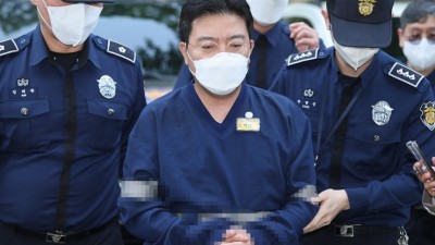'SG발 주가조작' 주범 라덕연 징역 25년→8년…2심서 대폭 감형(종합)