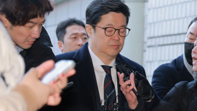 1164억 홈플러스 채권 법정관리에 휴지조각…김병주 MBK 회장 구속 갈림길