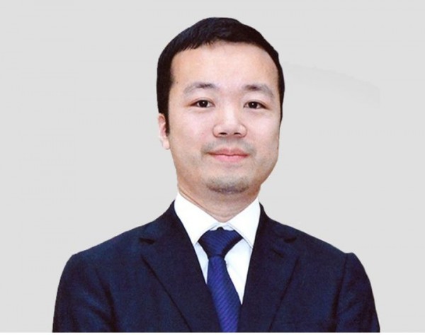 캄보디아 정부가 대규모 온라인 사기 조직을 이끈 혐의를 받는 프린스 그룹 천즈 회장 등 3명을 체포해 중국으로 송환했다. 사진은 프린스그룹 창업자 천즈의 자료사진./사진=뉴시스