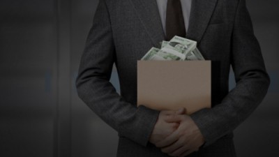 5억 횡령→ 도주 뒤 100억대 사기친 조폭도 반성하면 '징역 8년'